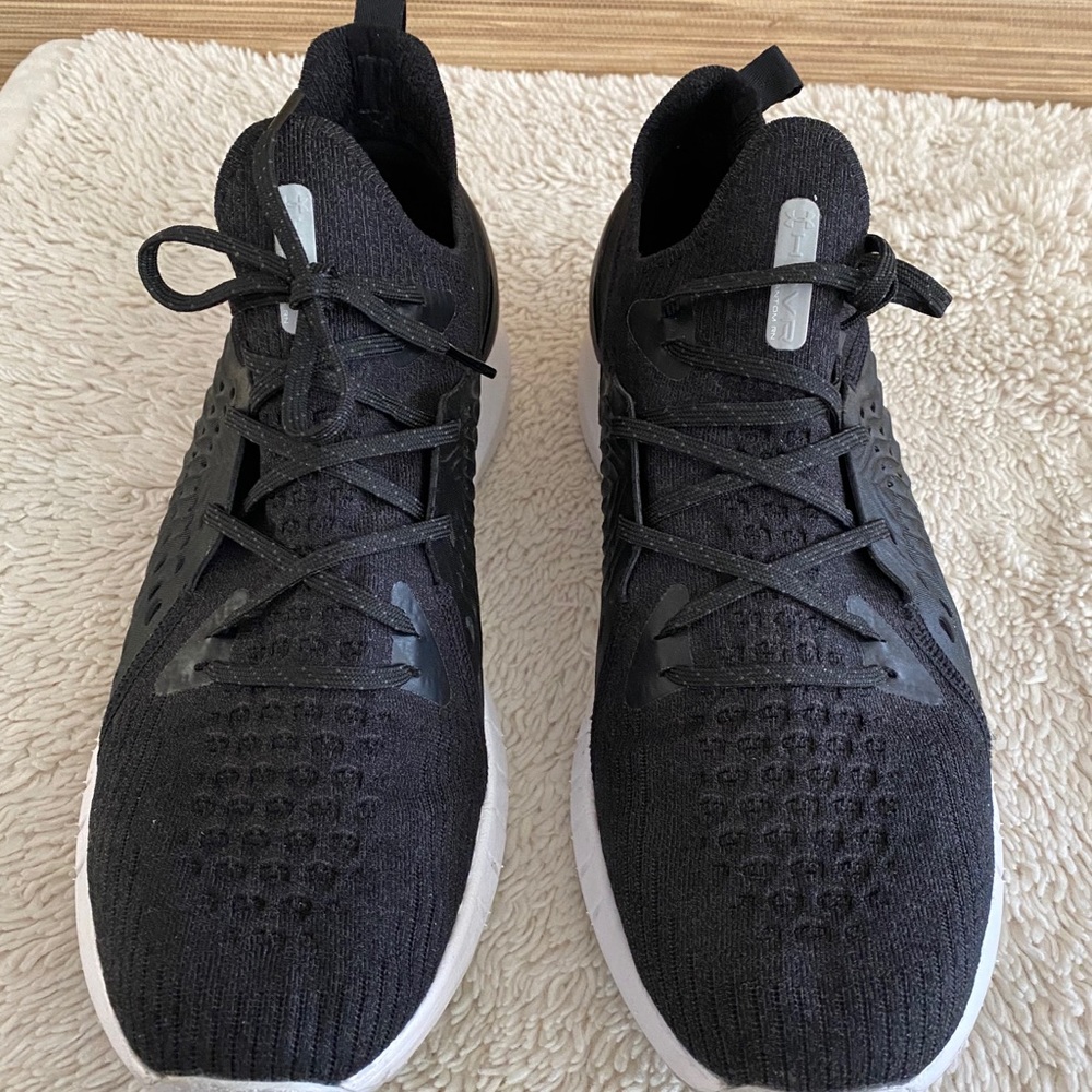 Mens under armour HOVR Phantom shoe size 14